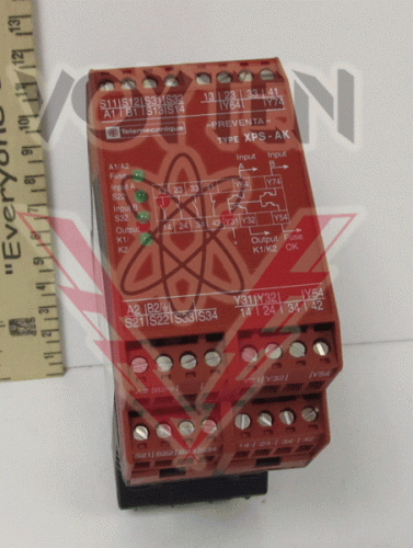 XPSAK351144P Monitoring Device by Telemecanique