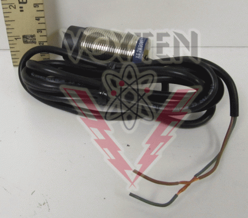 XS2M30MB230 Proximity Switch by Telemecanique