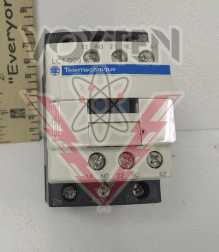 LC1D09LE7 Contactor by Square D