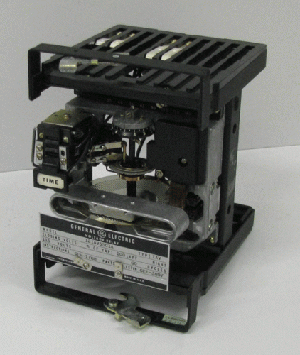 12IAV55C1A Voltage Relay by General Electric